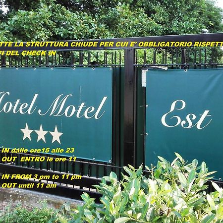 Hotel Motel Est Пескиера Боромео Екстериор снимка