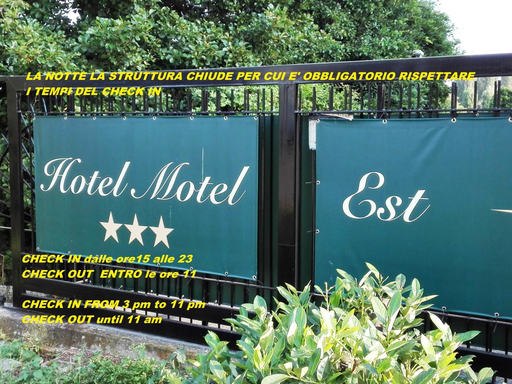 Hotel Motel Est Пескиера Боромео Екстериор снимка